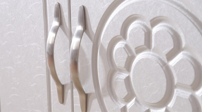 Άσπρη παλαιά MDF ύφους υλική ντουλάπα με την πολυ πόρτα ραφιών παντελονιού προαιρετική