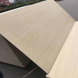 Κίνα Φυσικό ξύλινο τοποθετημένο σε στρώματα καπλαμάς πτυχών αδιάβροχο κοντραπλακέ βαθμού επίπλων πινάκων θαλάσσιο εργοστάσιο